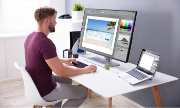designer editing photo